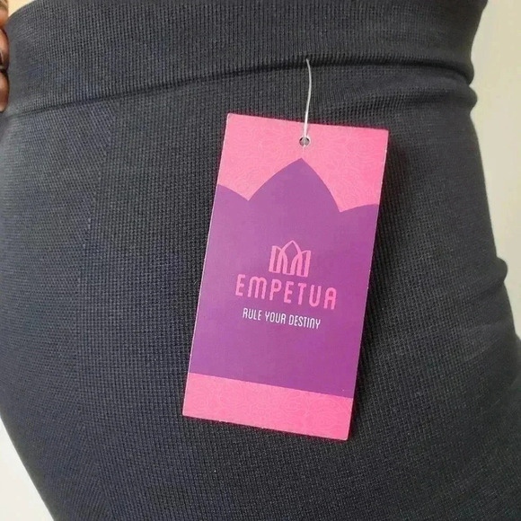 Empetua Black High Waisted Shaping Leggings NWT - S - Picture 8 of 9